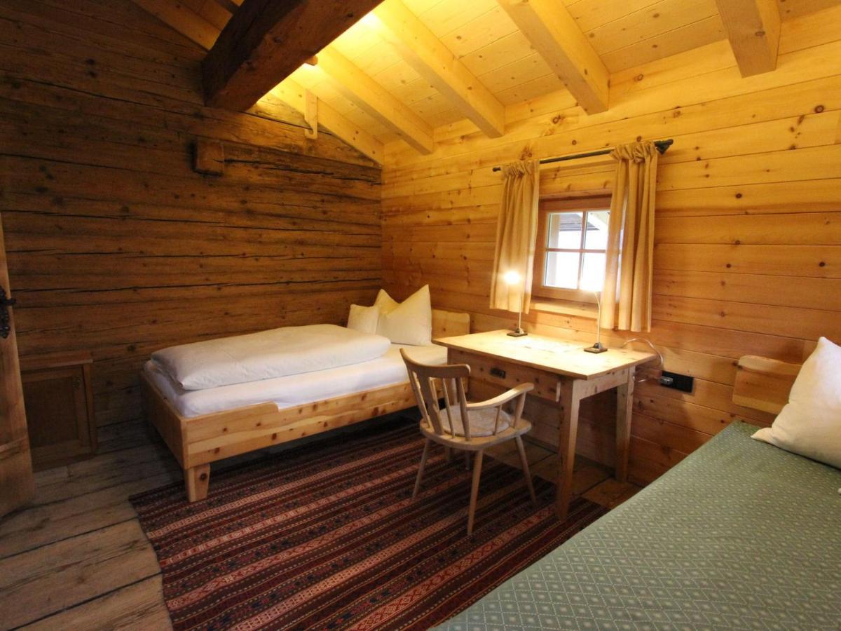 Chalet On The Ski Slope In St Johann In Tyrol Apfeldorf Extérieur photo