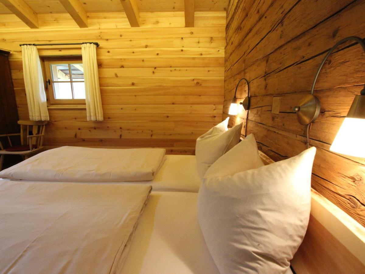 Chalet On The Ski Slope In St Johann In Tyrol Apfeldorf Extérieur photo